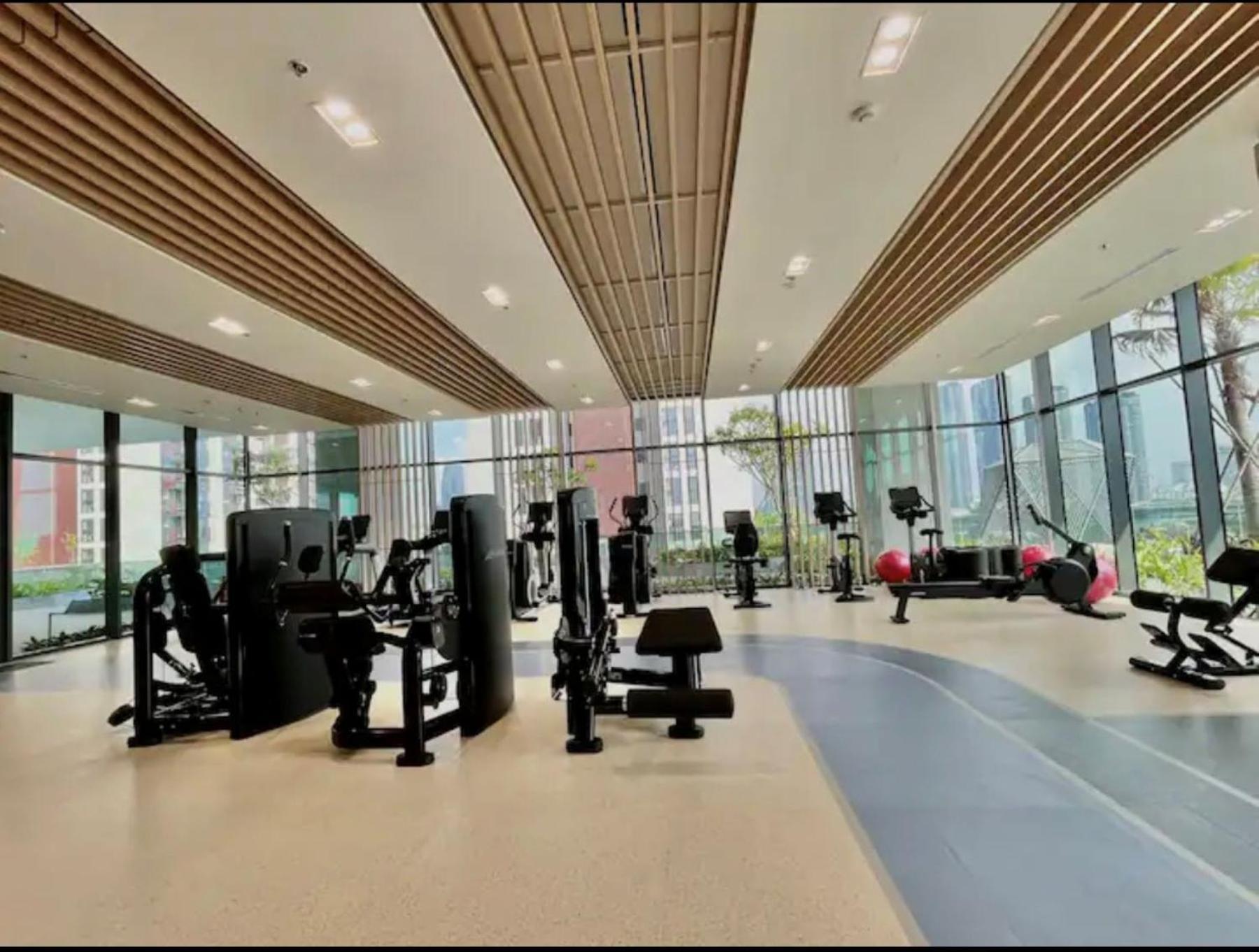 The Crest-Central Saigon Riverside -Free Pool-Gym-Sauna Room-Yoga Room Хошимин Экстерьер фото