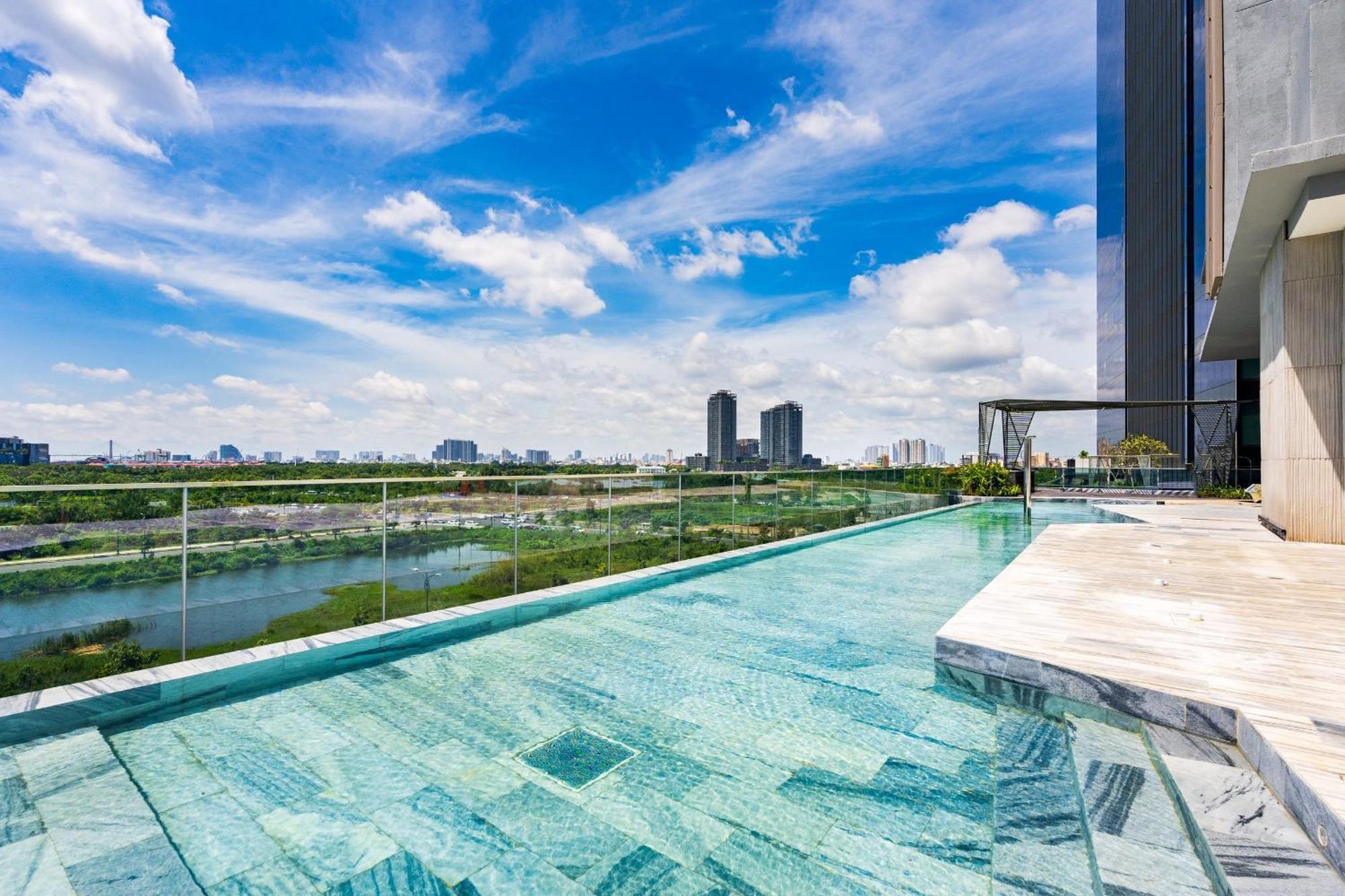 The Crest-Central Saigon Riverside -Free Pool-Gym-Sauna Room-Yoga Room Хошимин Экстерьер фото